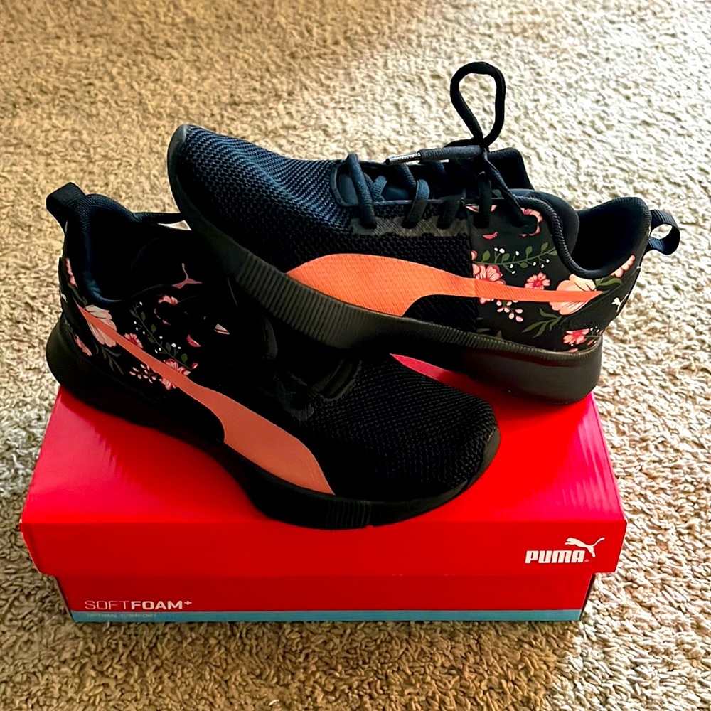 🌸 Girls Puma Flyer Runner Floral Jr 🏃🏽‍♀️ 🌸